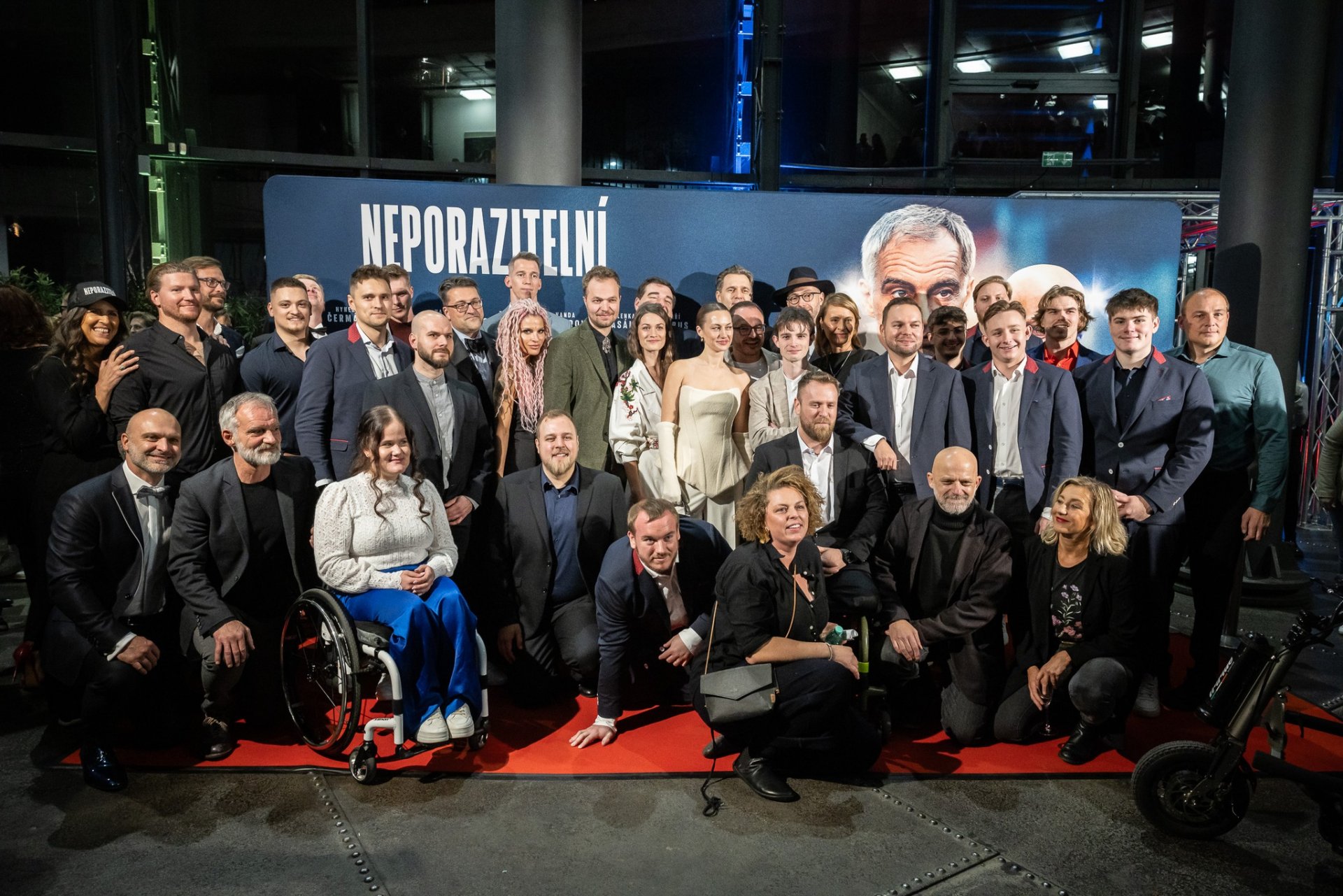OSTRA GROUP hrdým partnerem filmu Neporazitelní