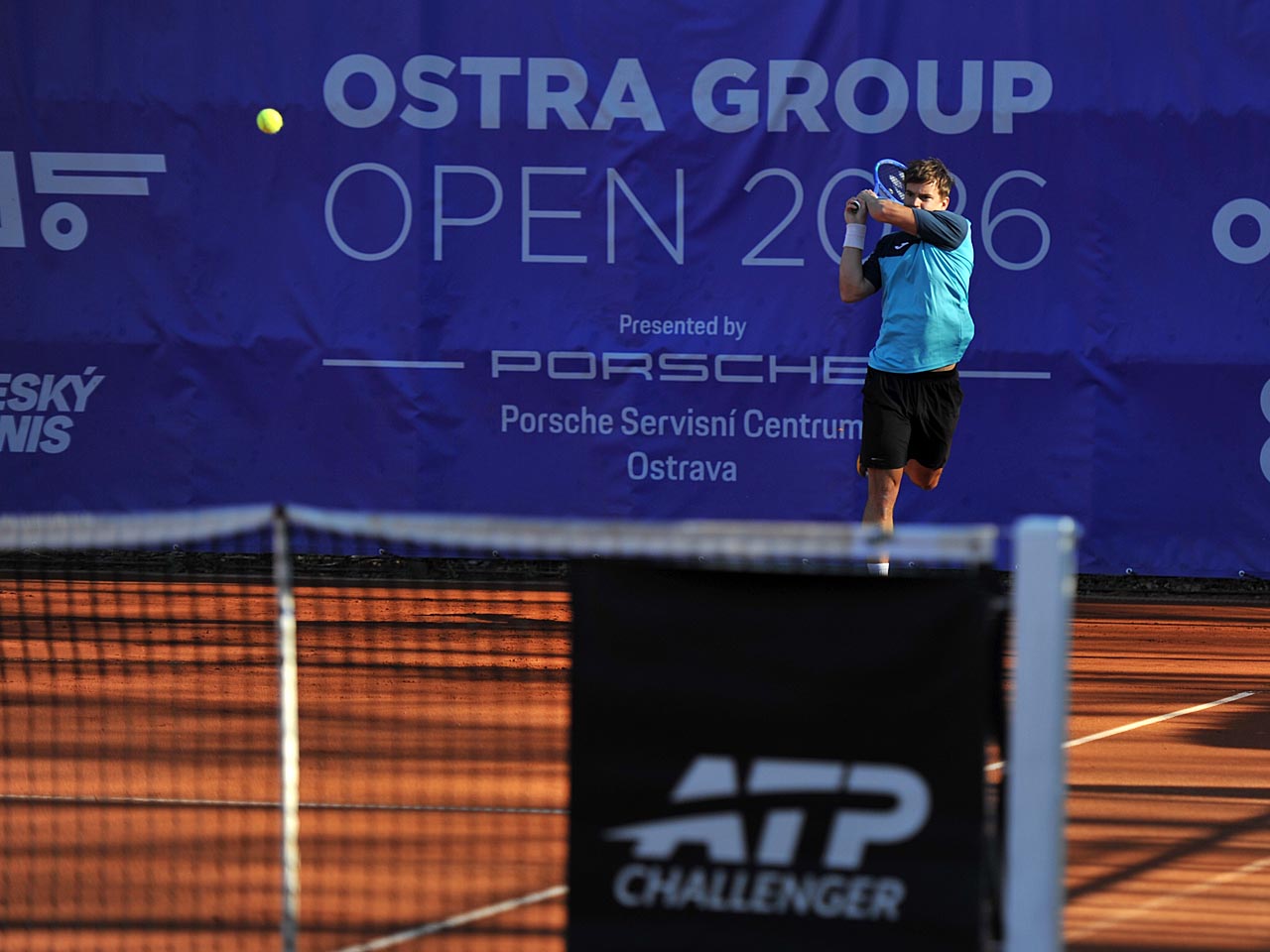 Ostra Group Open 2026 statuje v čele s ostravským rodákem Daliborem Svrčinou a novým hlavním partnerem – Porsche Servisní Centrum Ostrava 